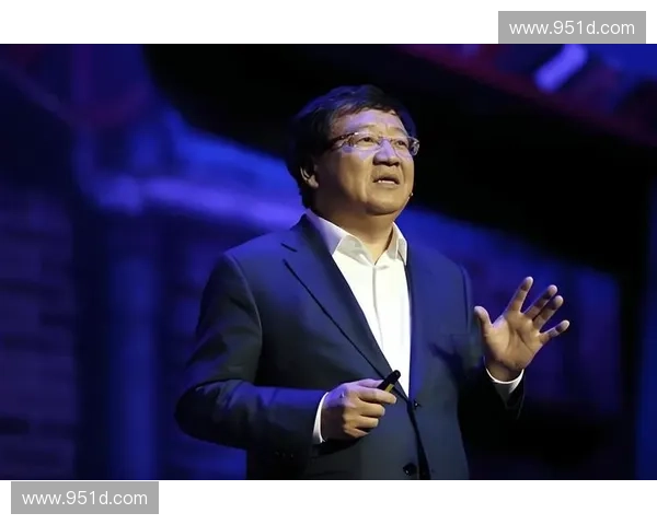 卡尔的英雄之路：从初心到强者的蜕变与挑战